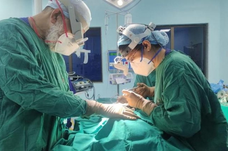 Dr. Ezzy's E.N.T Clinic